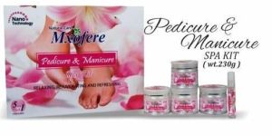 PEDICURE MANICURE KIT