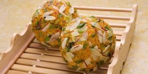 Dry Fruits Laddu