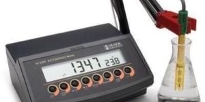 Black Conductivity Meter