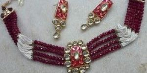 Party Wear Women Beaded Necklace