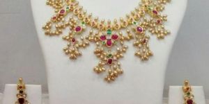 Kundan Gold Necklace Set