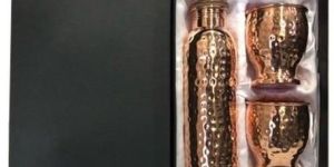 Hammered Copper Bottle with 2 Glass Set