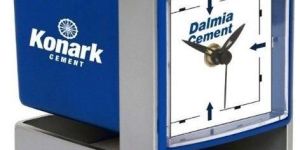 Analog Table Clock with Pen Stand