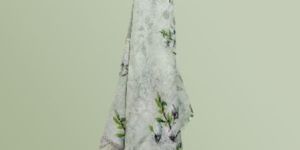 HUG-010 Printed Stoles