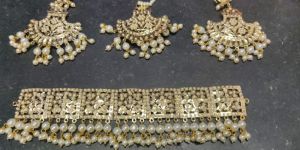 Jadau Necklace Set