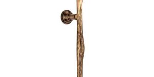 Deer Brass Pull Handle