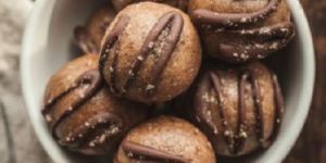 Chocolate Honey Bombs