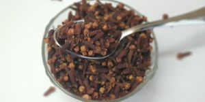 Organic Dried Cloves