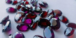 Natural Garnet Gemstone
