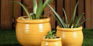 ROUND CERAMIC POT