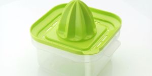 Plastic Small Juicer