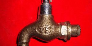 Cast Iron Diskit 15MM Bib Cock