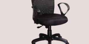 Jibra Staff Chair