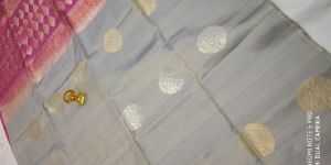 Soft Silks Round Butta