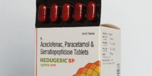 Aceclofenac Paracetamol Serratiopeptidase Tablet