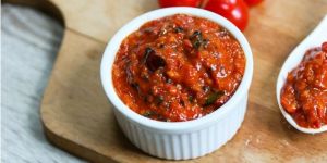 Tangy Tomato Chutney