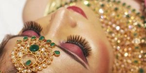 Get the Services of Our Makeup Studio in Delhi