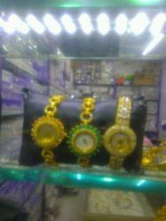 Unisex Gold Plated Wrist Watches