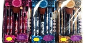 Makeup Brush