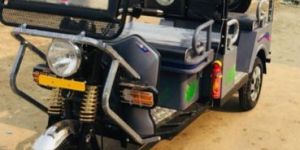 Eco Friendly E Rickshaw