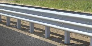 1.8 Mtr Thrie Beamcrash Barrier