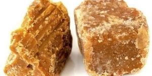 Organic Sugarcane Jaggery