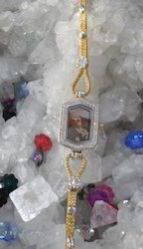 Unisex Gold Wrist Watch