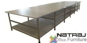 Garments Cutting Table