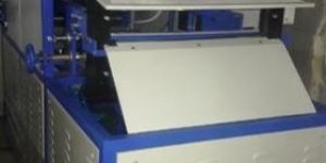 Vacuum Forming Machine