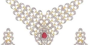 Gold & Diamond Necklace Set