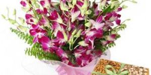 Striking B Day with Orchids Bouquet N Dry Fruits