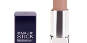UHD Make-Up Stick Professional 01 Rose 8.5 Grams