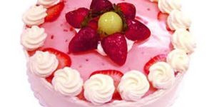 Tempting Strawberry Cake