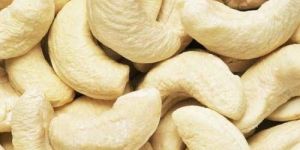 Dried Cashew Nuts