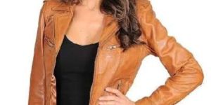 Ladies Full Sleeve Jacket