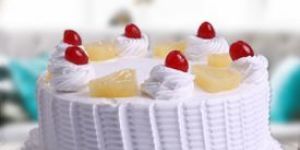 Pineapple Cream Cake