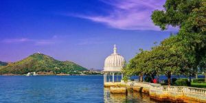 Udaipur Tempo Traveller