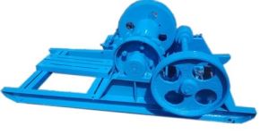 Builder Hoist