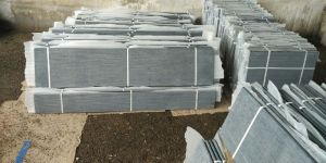 Packaging Black Limestone Slabs