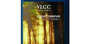 VLCC Pocket Parfum - Woody Forest (For Men)(22ml)