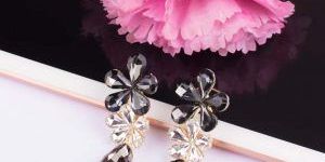 Adorable Fashion Wear Glass Earrings