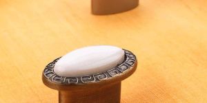 1405 Cabinet Knobs