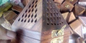 Wooden Antique Handicrafts