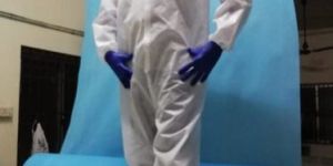 75 GSM Isolation Gown