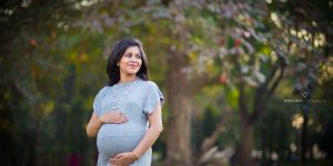 Maternity Photographer Kolkata - Pregnancy Photography near me