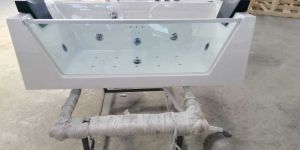 Jacuzzi Bathtub