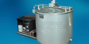 Stainless Steel Bulk Milk Cooler (1000 Ltr.)