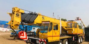 35 Ton Grove TMS 300LP Telescopic Crane for Rental