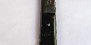 HAIR CUTTING SCISSORS IN BLACK COTTED