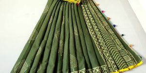 Elegant Mul Mul Pompom Cotton Sarees